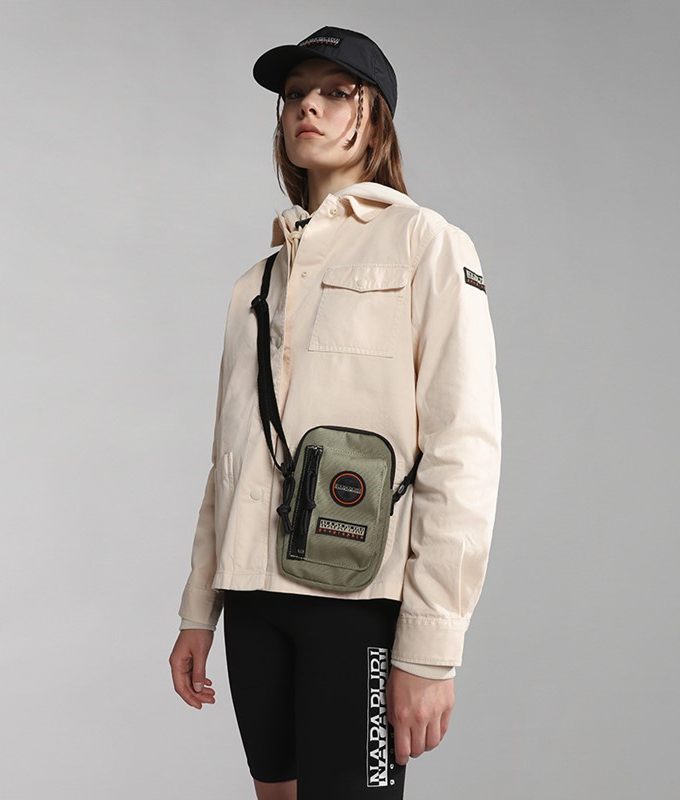 H-voyage crossover green lichen