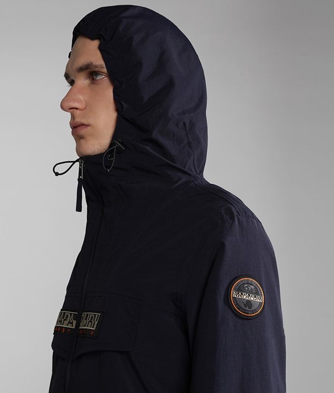Rainforest open?s blu marine