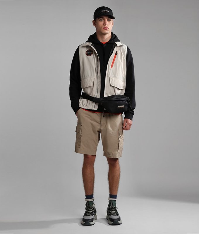 B-bollo h sum black 041