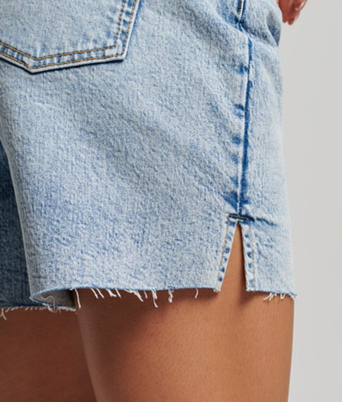 Vintage mid rise cut off short